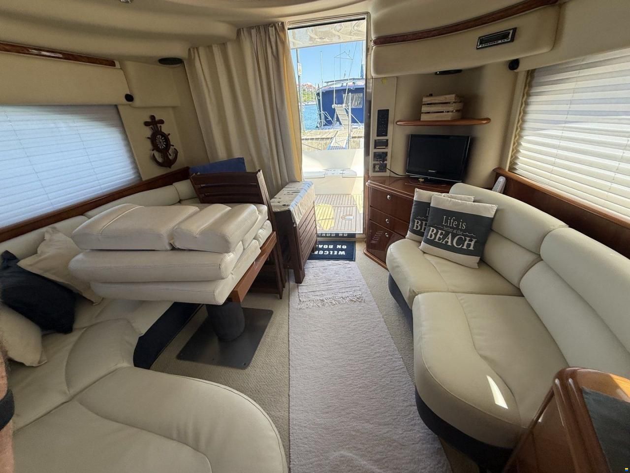 Azimut 42