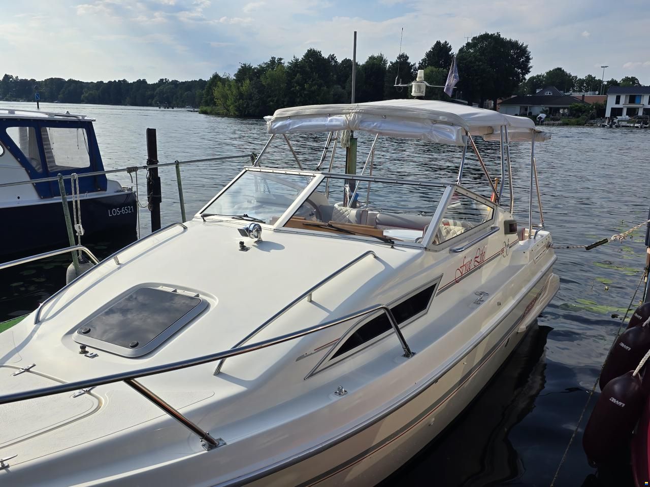 Sealine 198