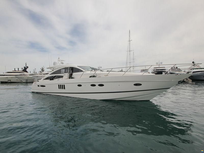 Princess Yachts International V70