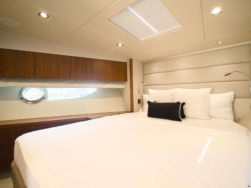 Sunseeker Predator 57