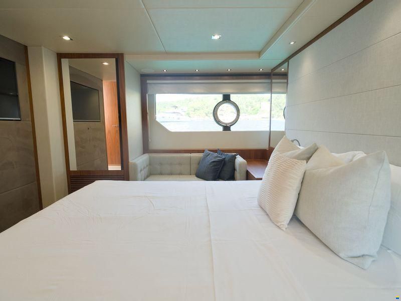 Sunseeker Predator 57
