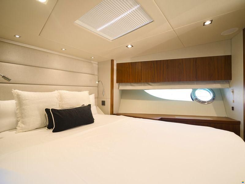 Sunseeker Predator 57