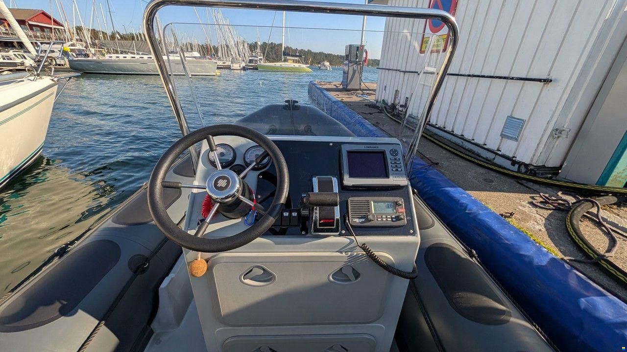 Valiant DR 570