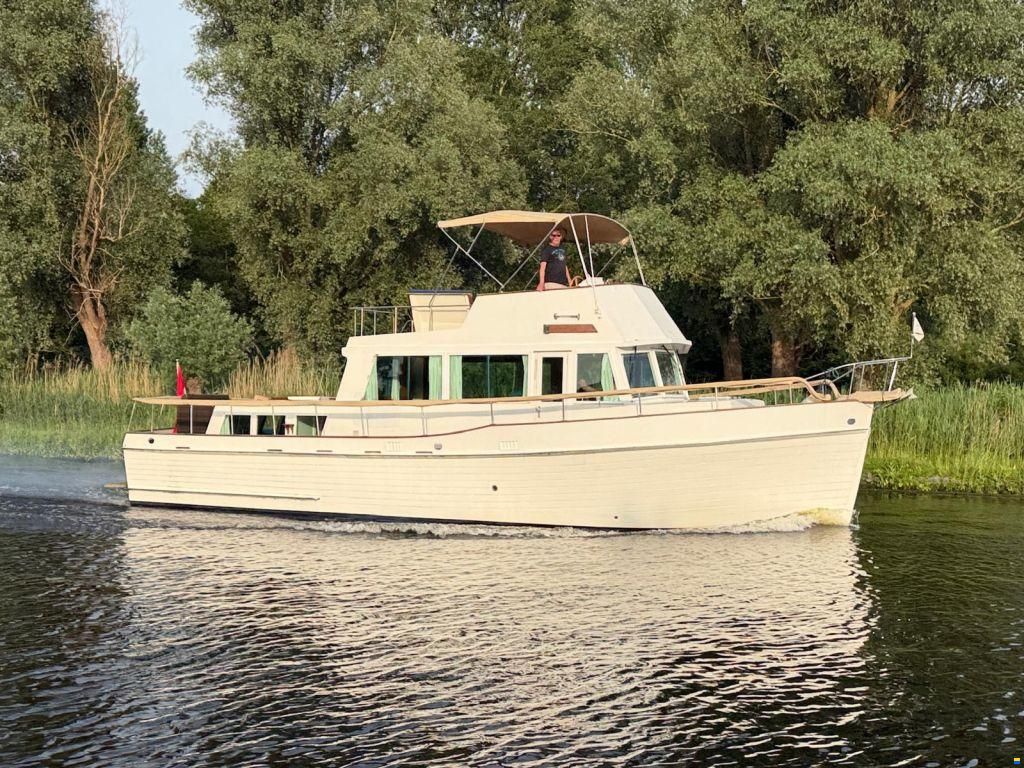 Grand Banks 42 Classic