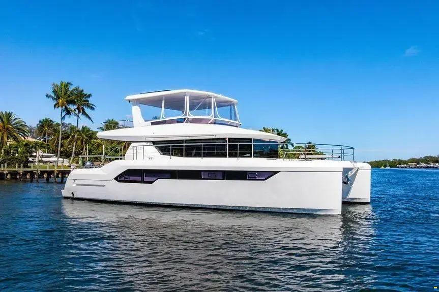 Leopard 53 Powercat