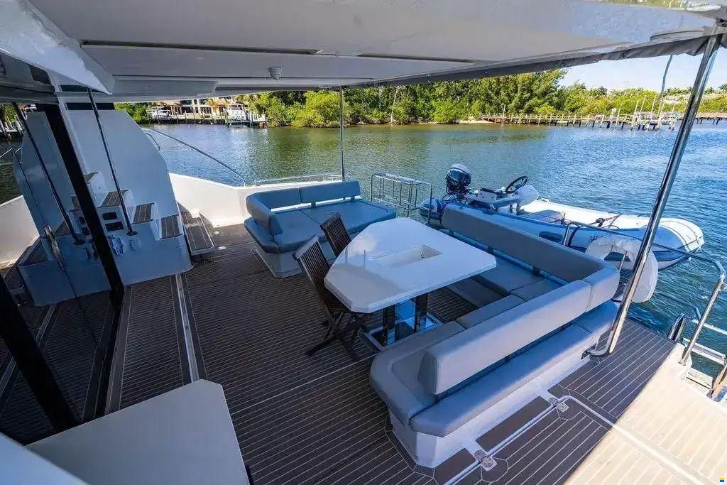 Leopard 53 Powercat