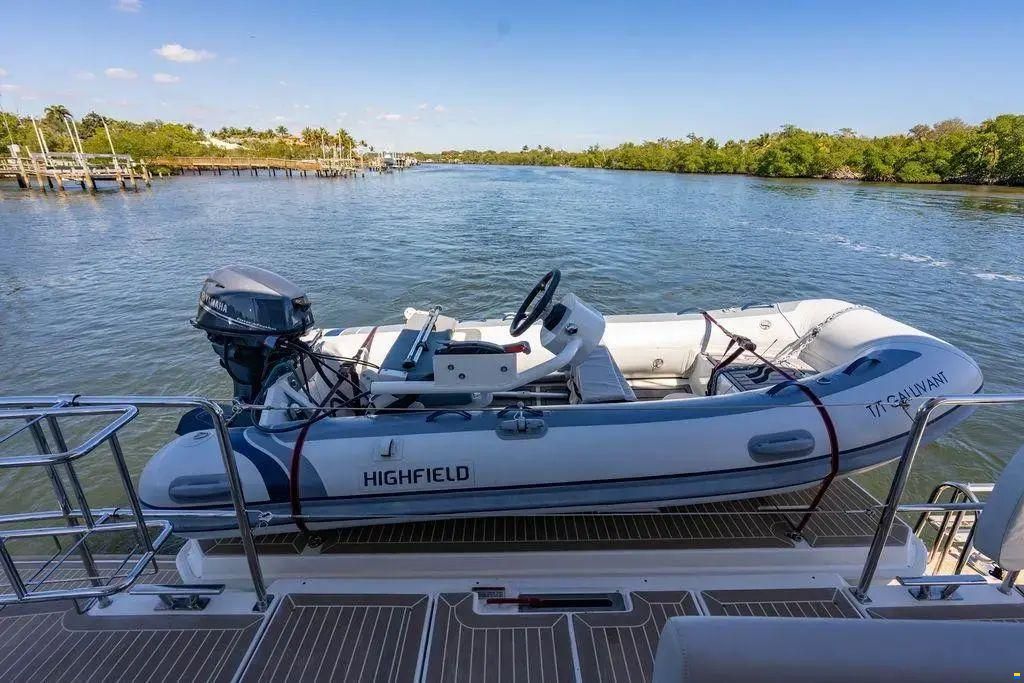 Leopard 53 Powercat