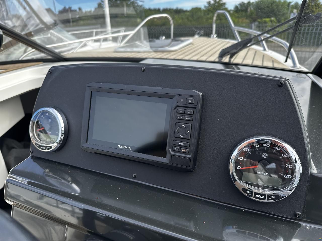 Quicksilver 605 Cruiser, Mercury F115 CT