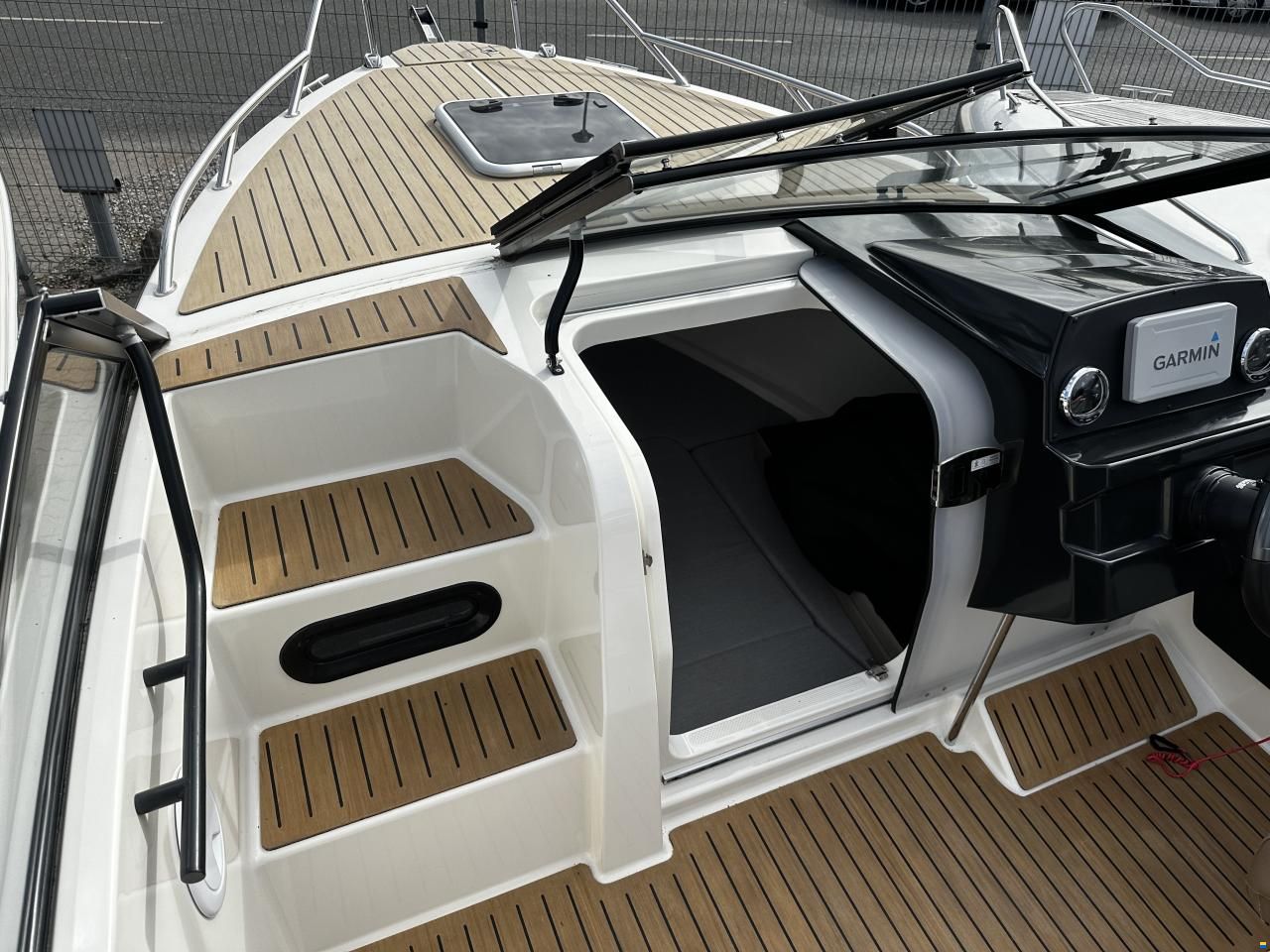 Quicksilver 605 Cruiser, Mercury F115 CT