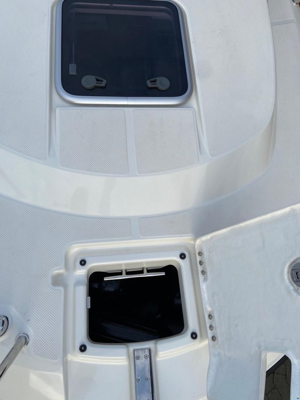 Quicksilver Activ 555 Cabin m/Mercury F115 hk og Bre