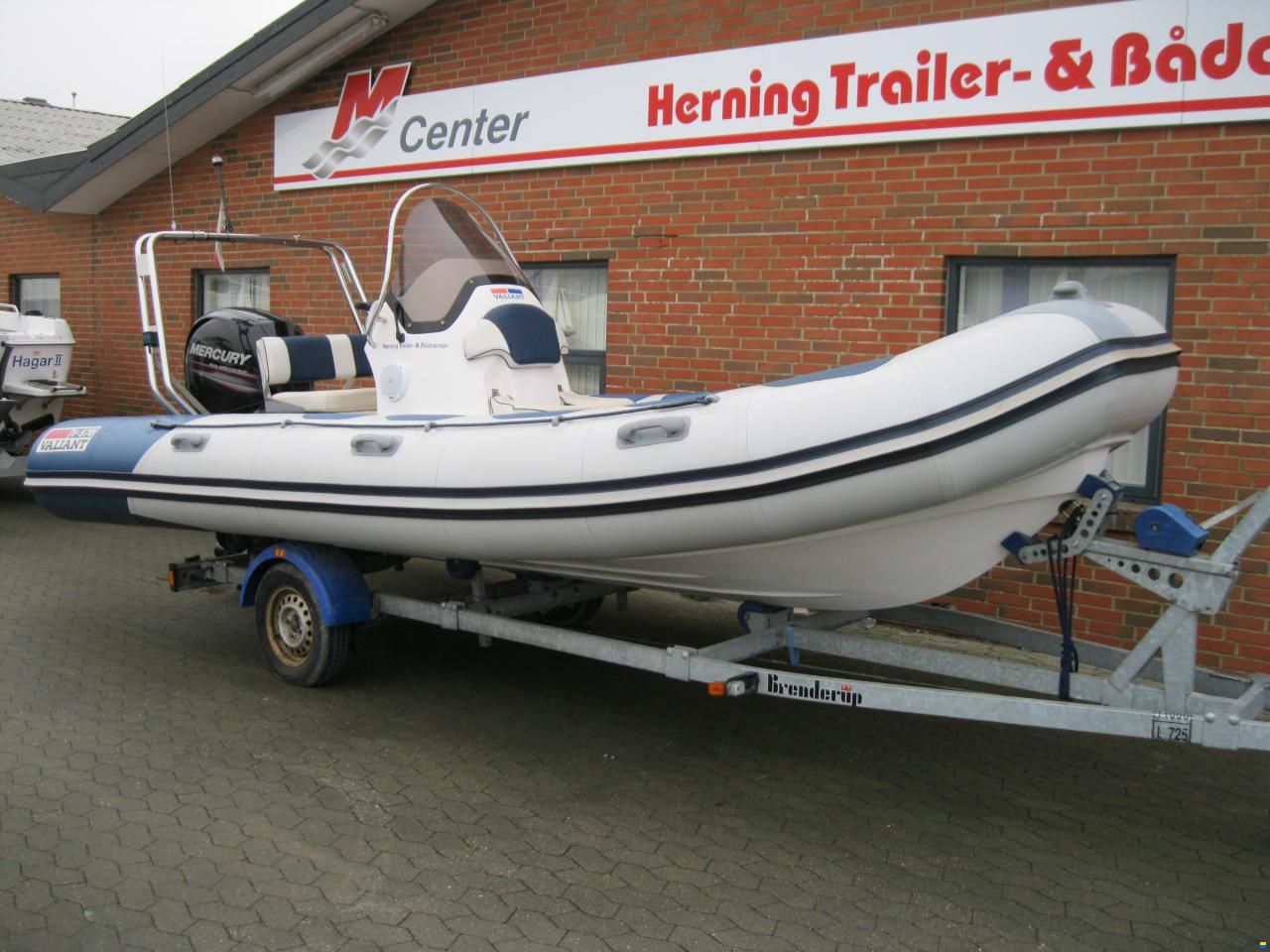 Valiant V-570 rib m/Mercury F150 hk EFI 4-takt o