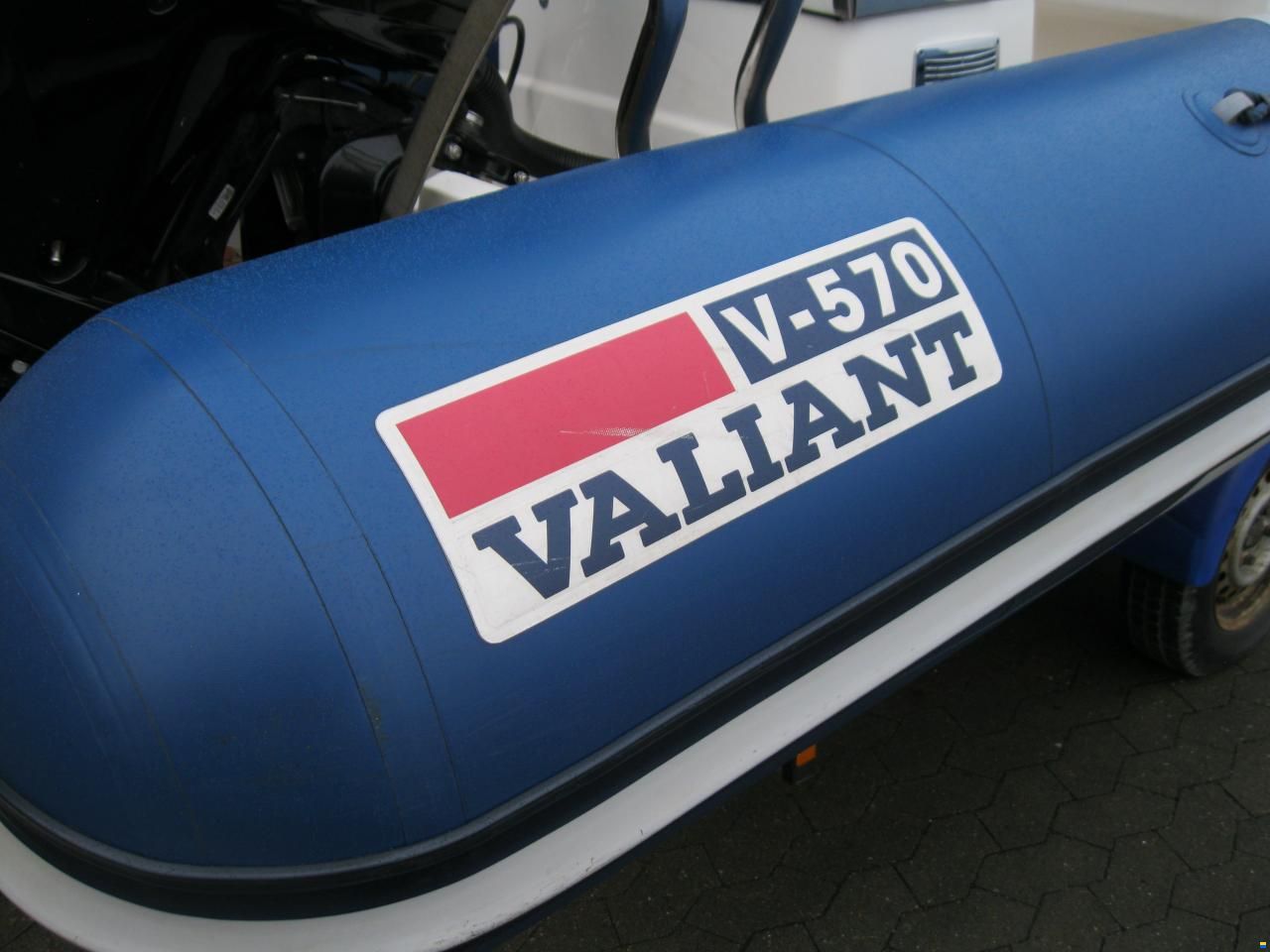 Valiant V-570 rib m/Mercury F150 hk EFI 4-takt o