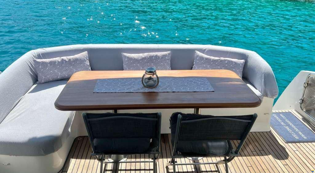 Beneteau 49 GT Flybridge