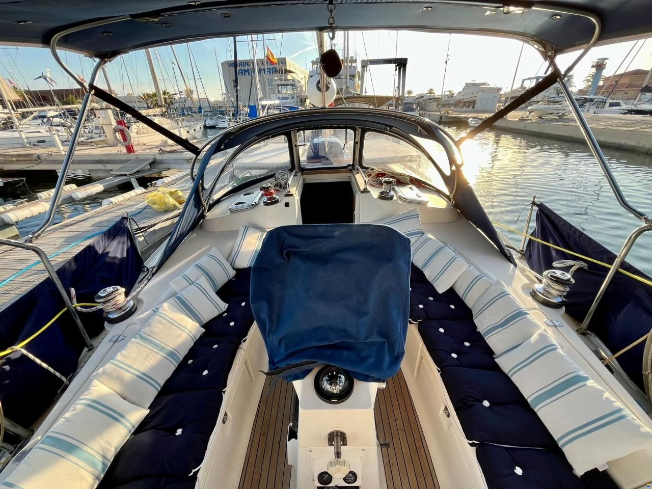 Bavaria 40
