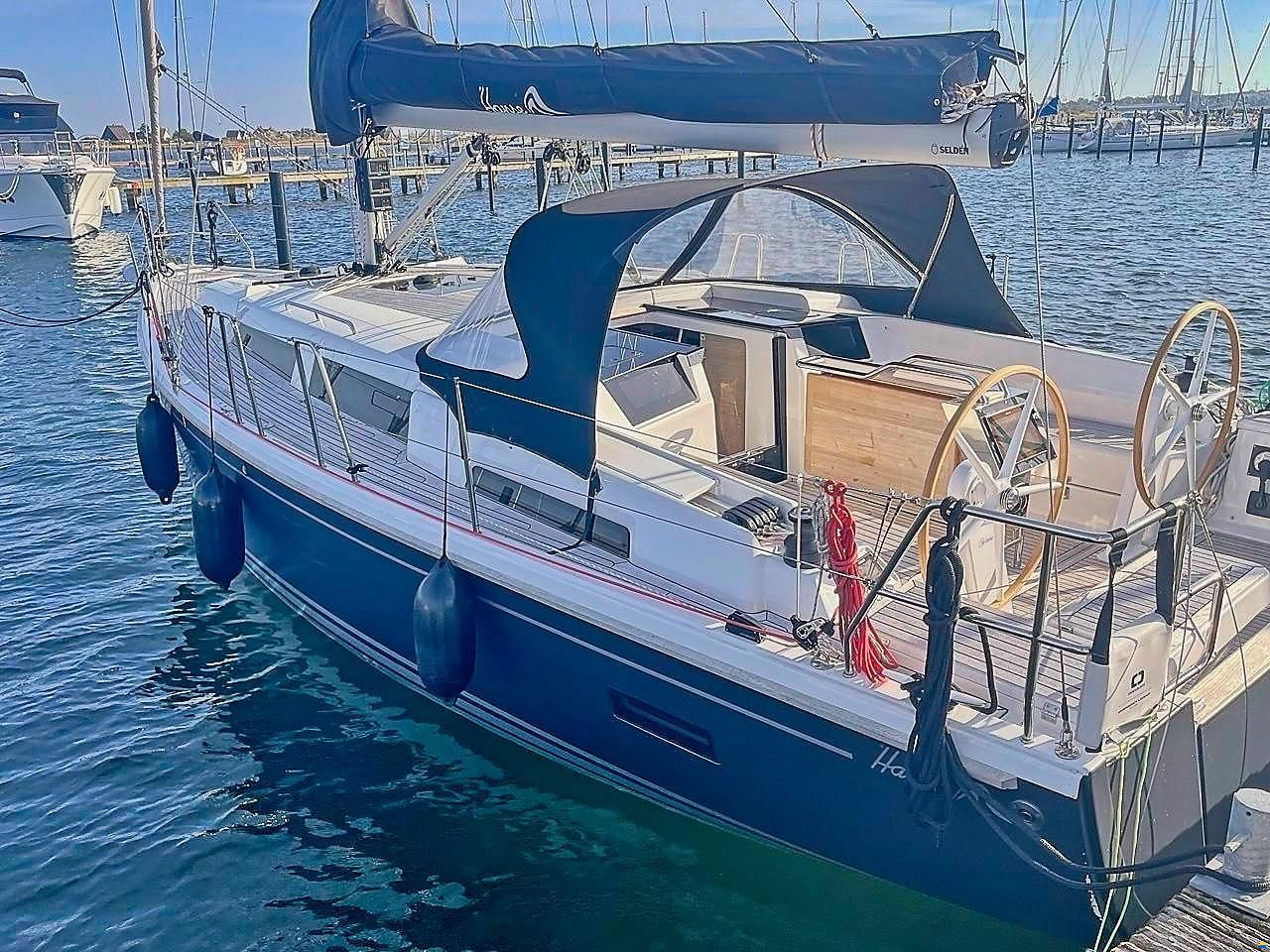Hanse 388