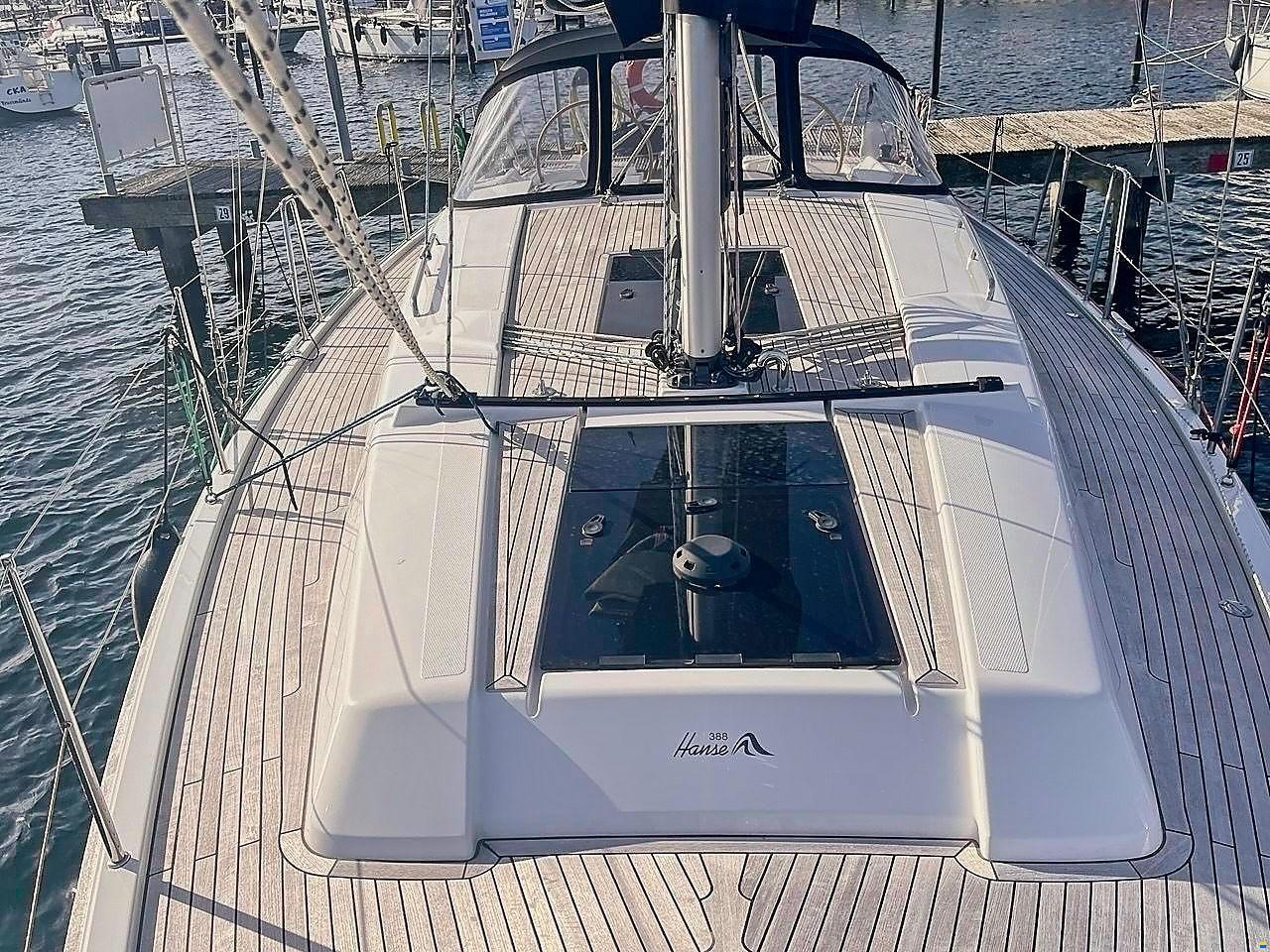 Hanse 388