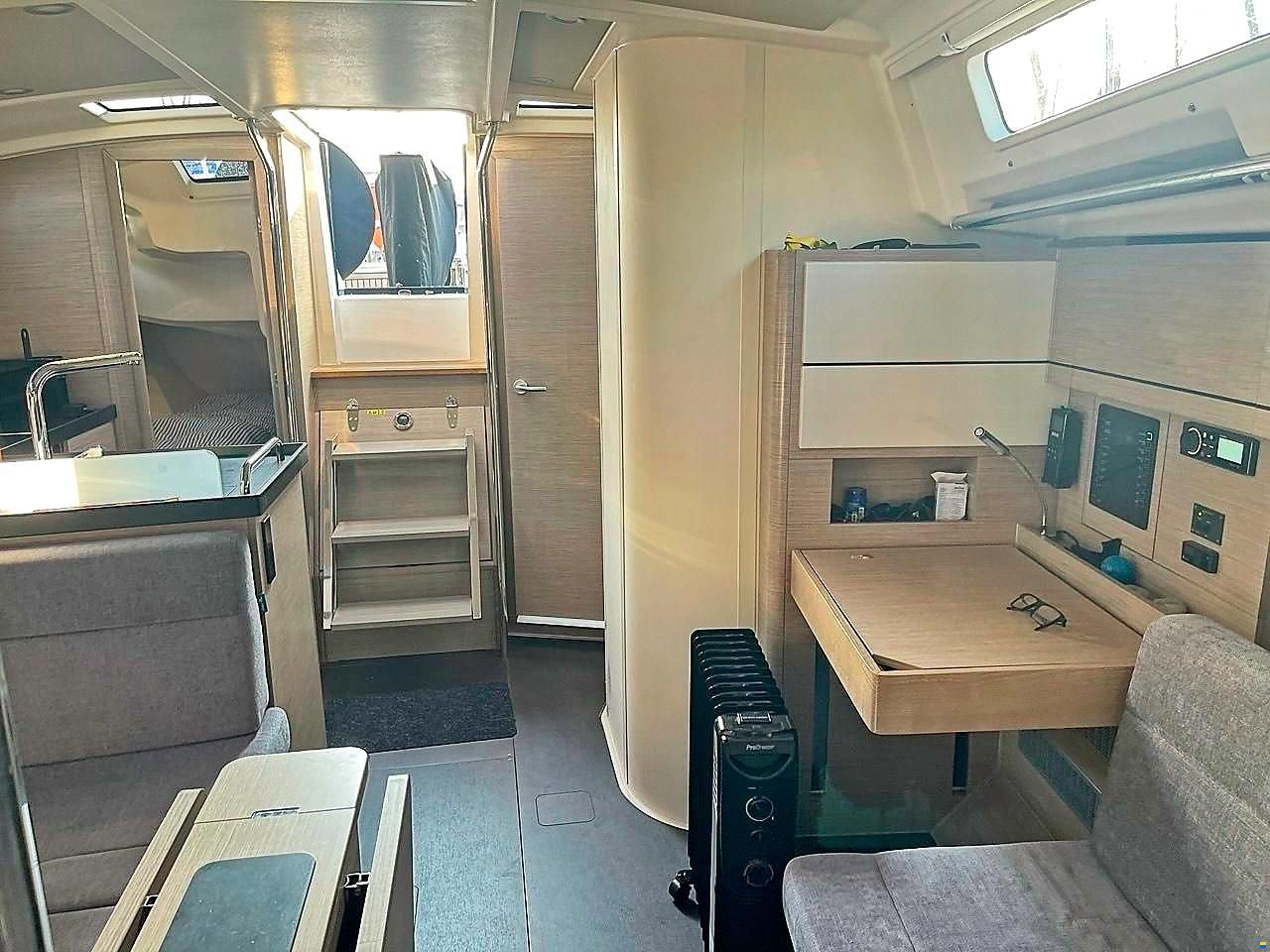Hanse 388