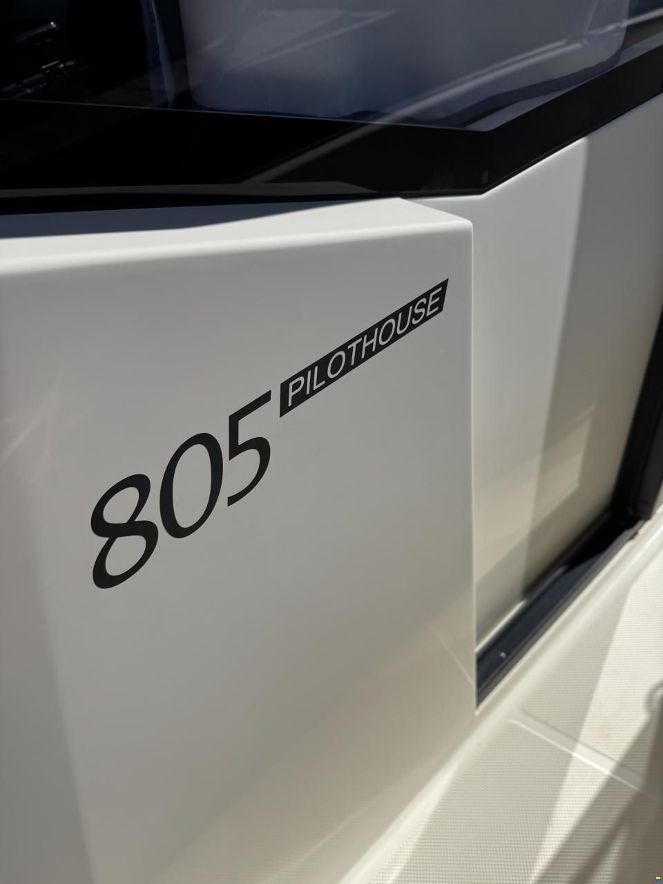 Brunswick QuickSilver QS 805 Pilothouse