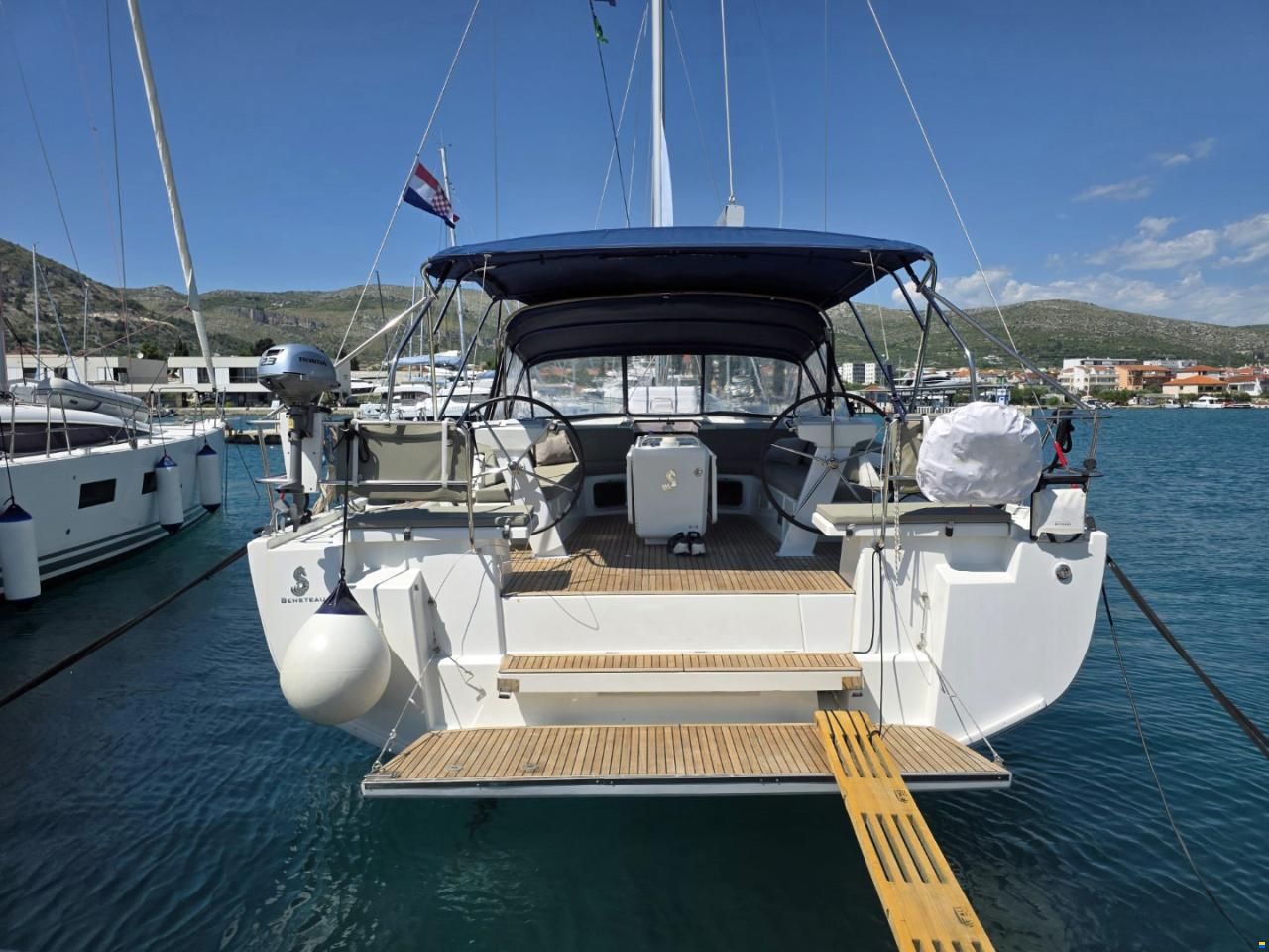 Beneteau Oceanis 51.1