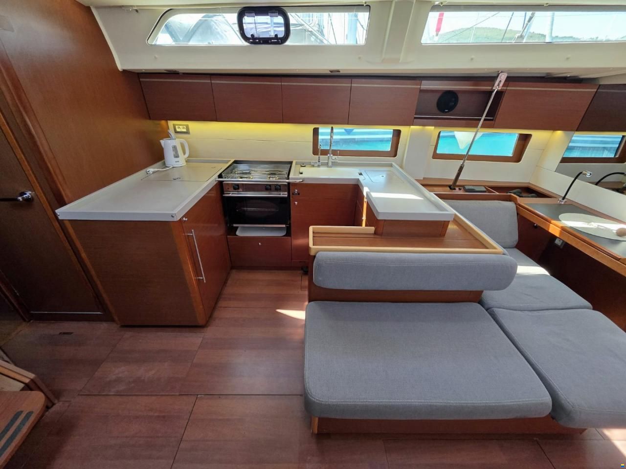 Beneteau Oceanis 51.1