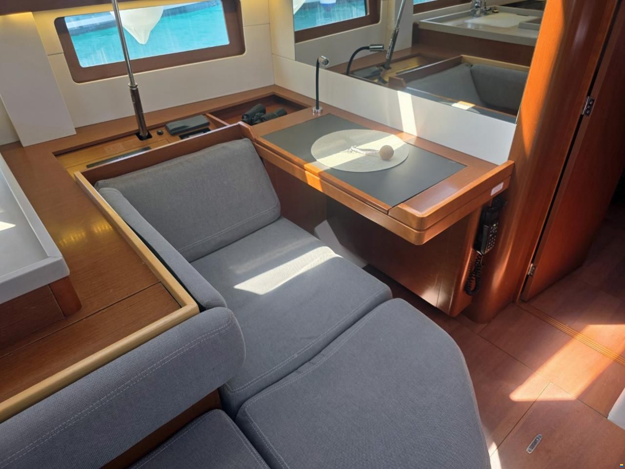 Beneteau Oceanis 51.1