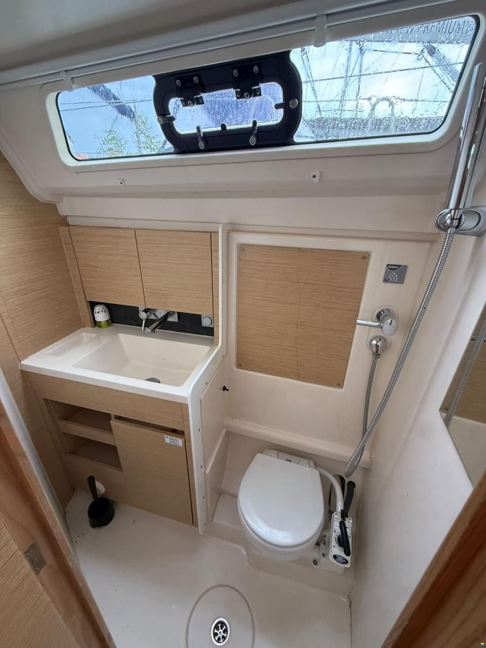 Hanse 348
