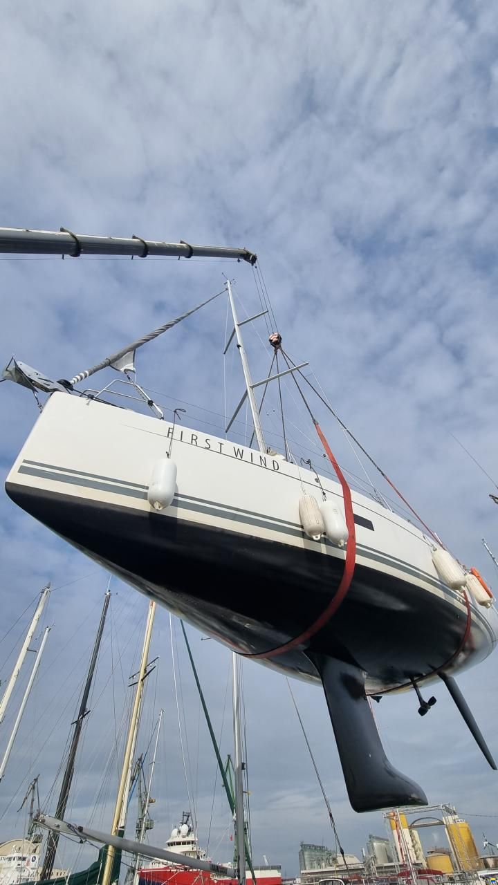Hanse 348