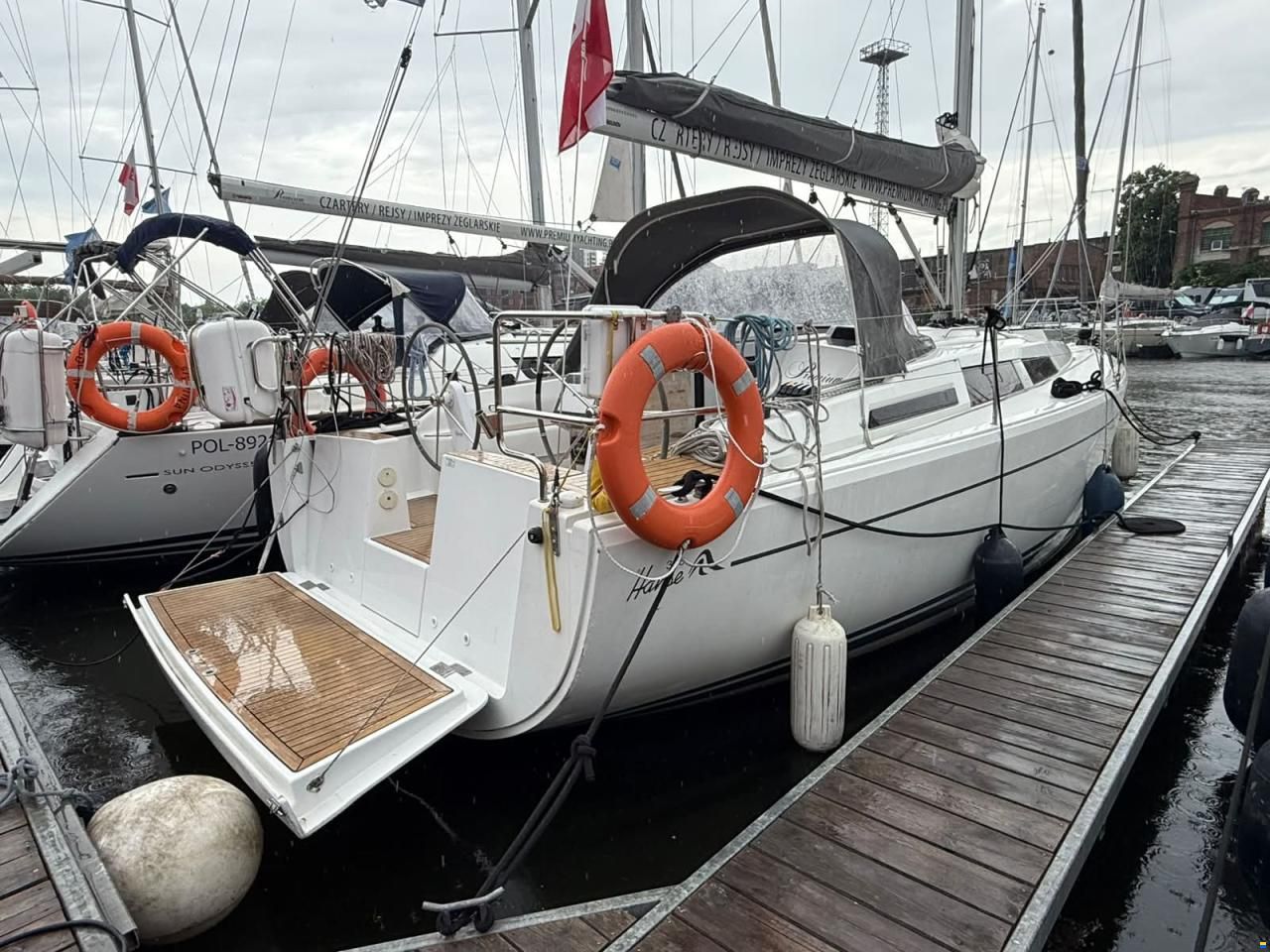 Hanse 348