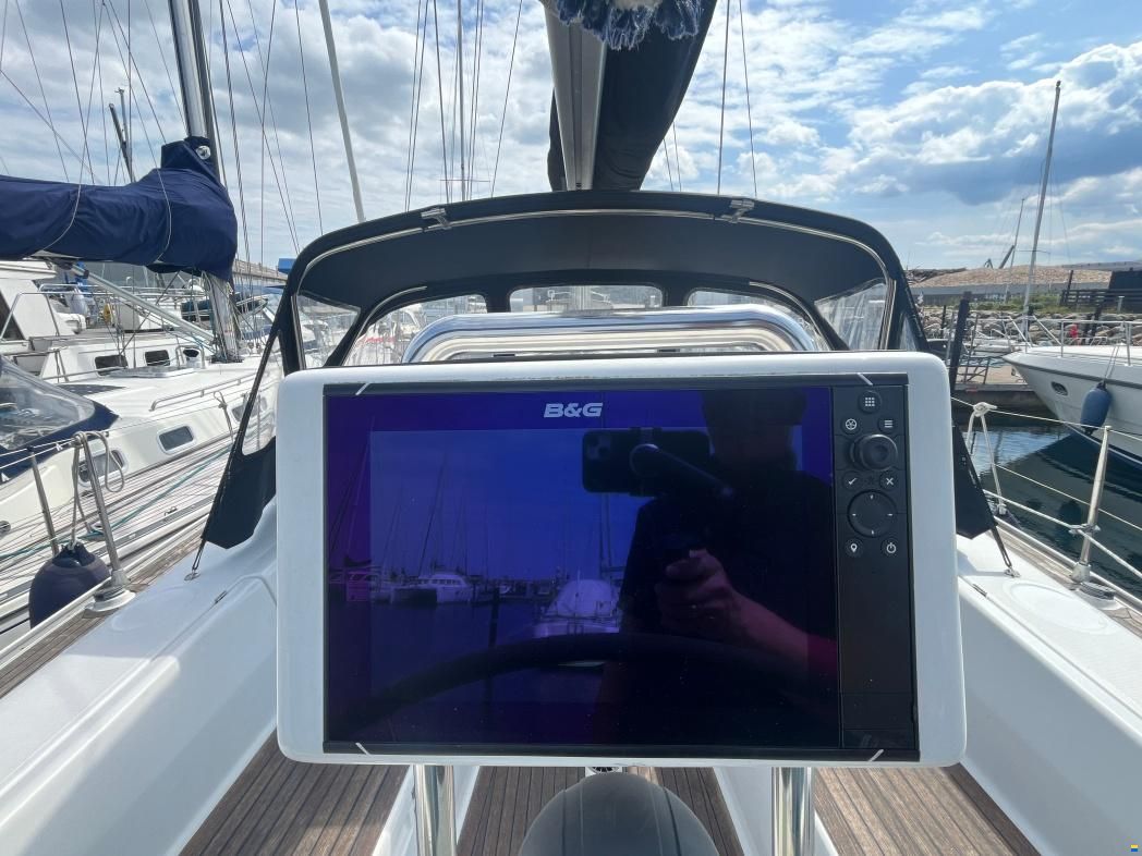 Hanse 400