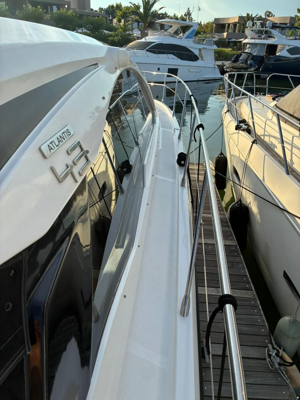 Azimut 43 Atlantis