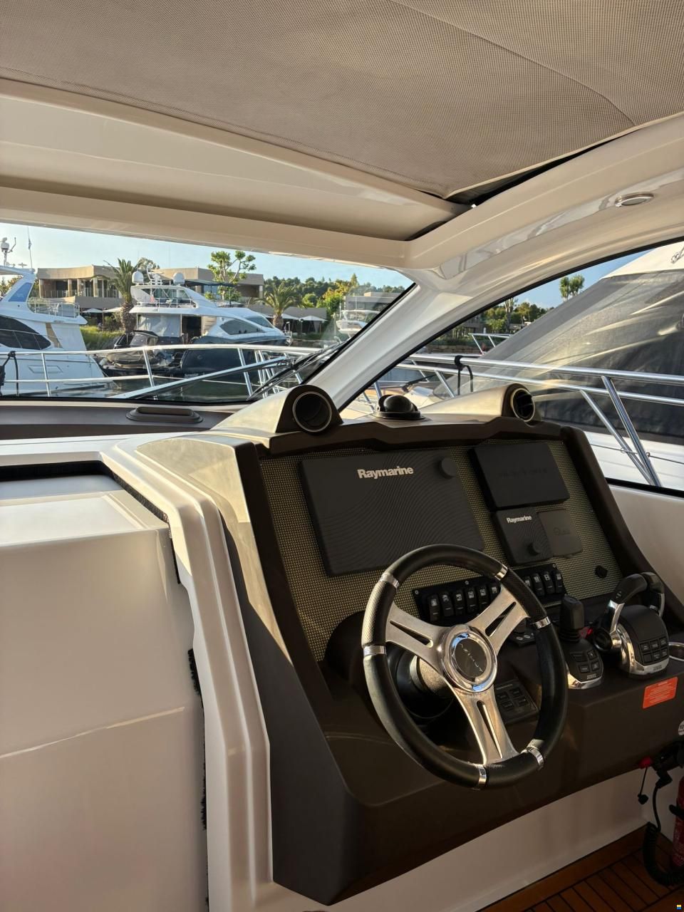 Azimut 43 Atlantis