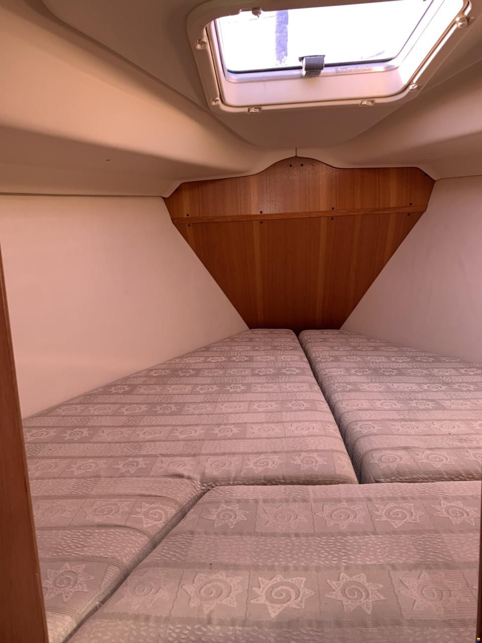 Hunter Marine 306