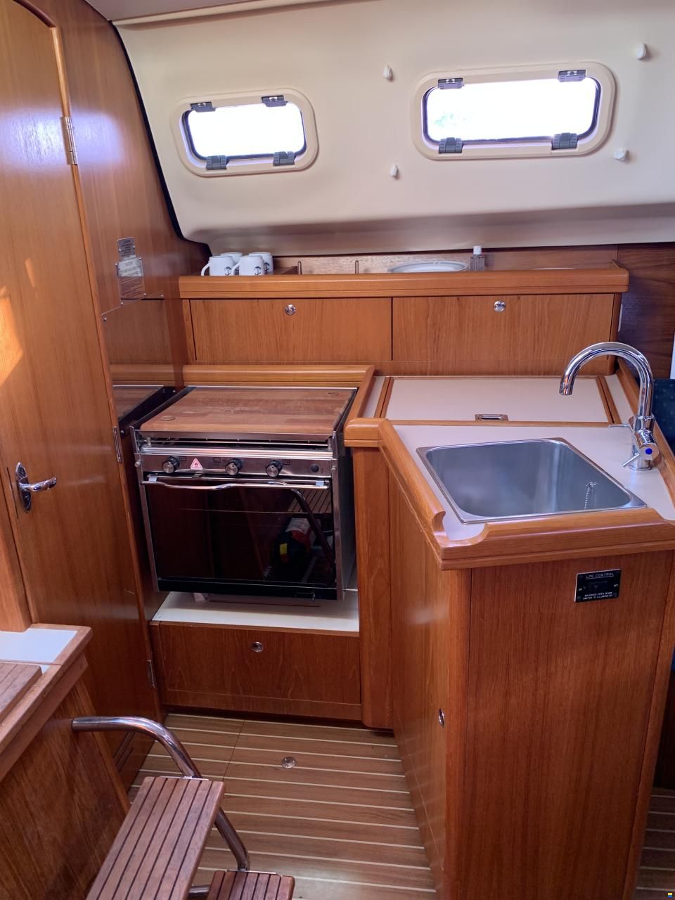 Hunter Marine 306