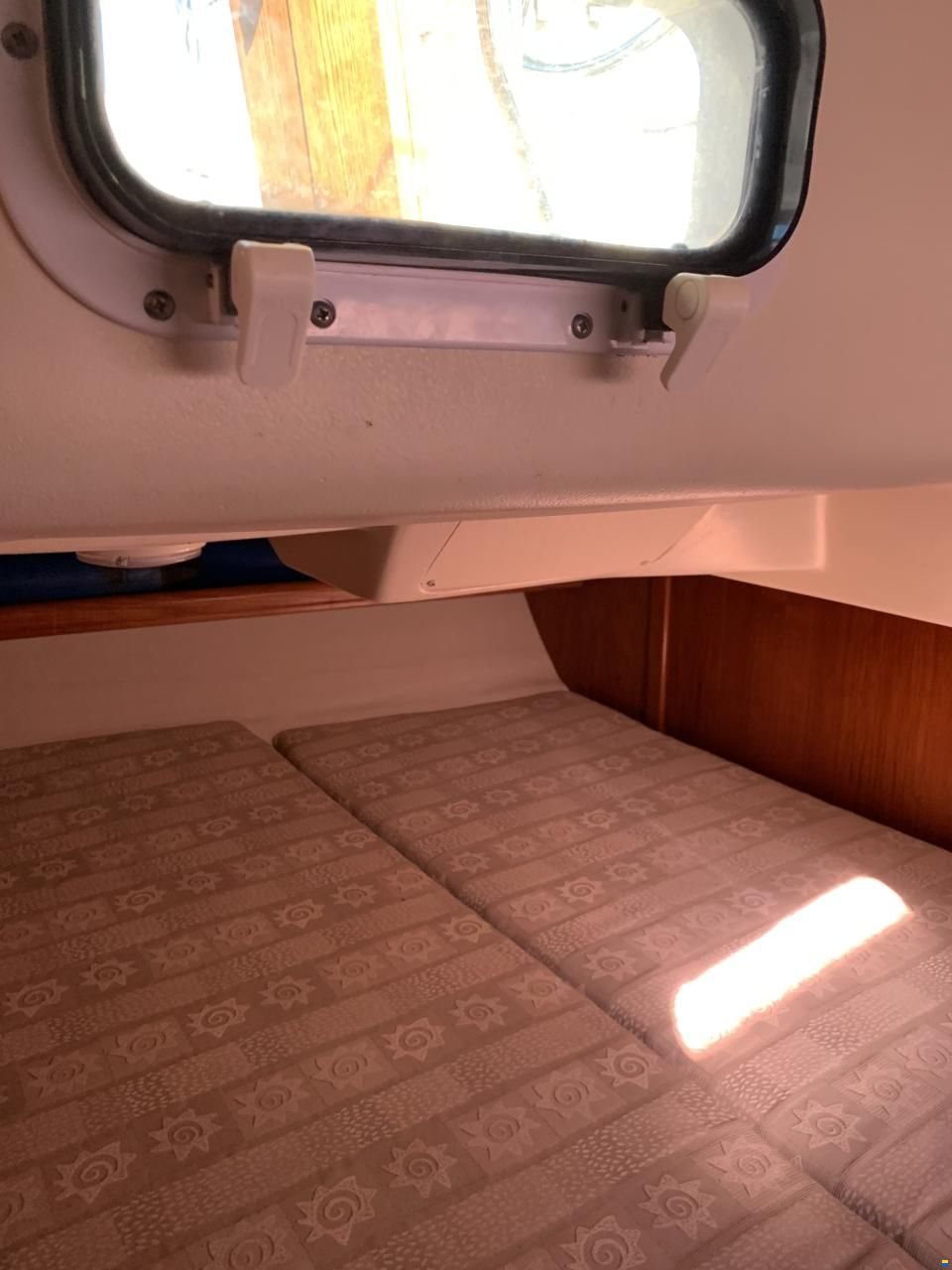 Hunter Marine 306