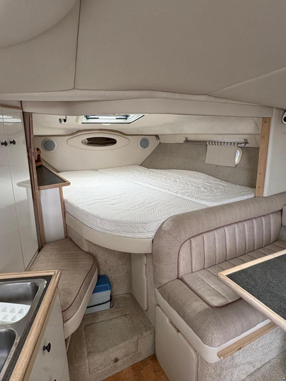 Maxum 3200 SCR