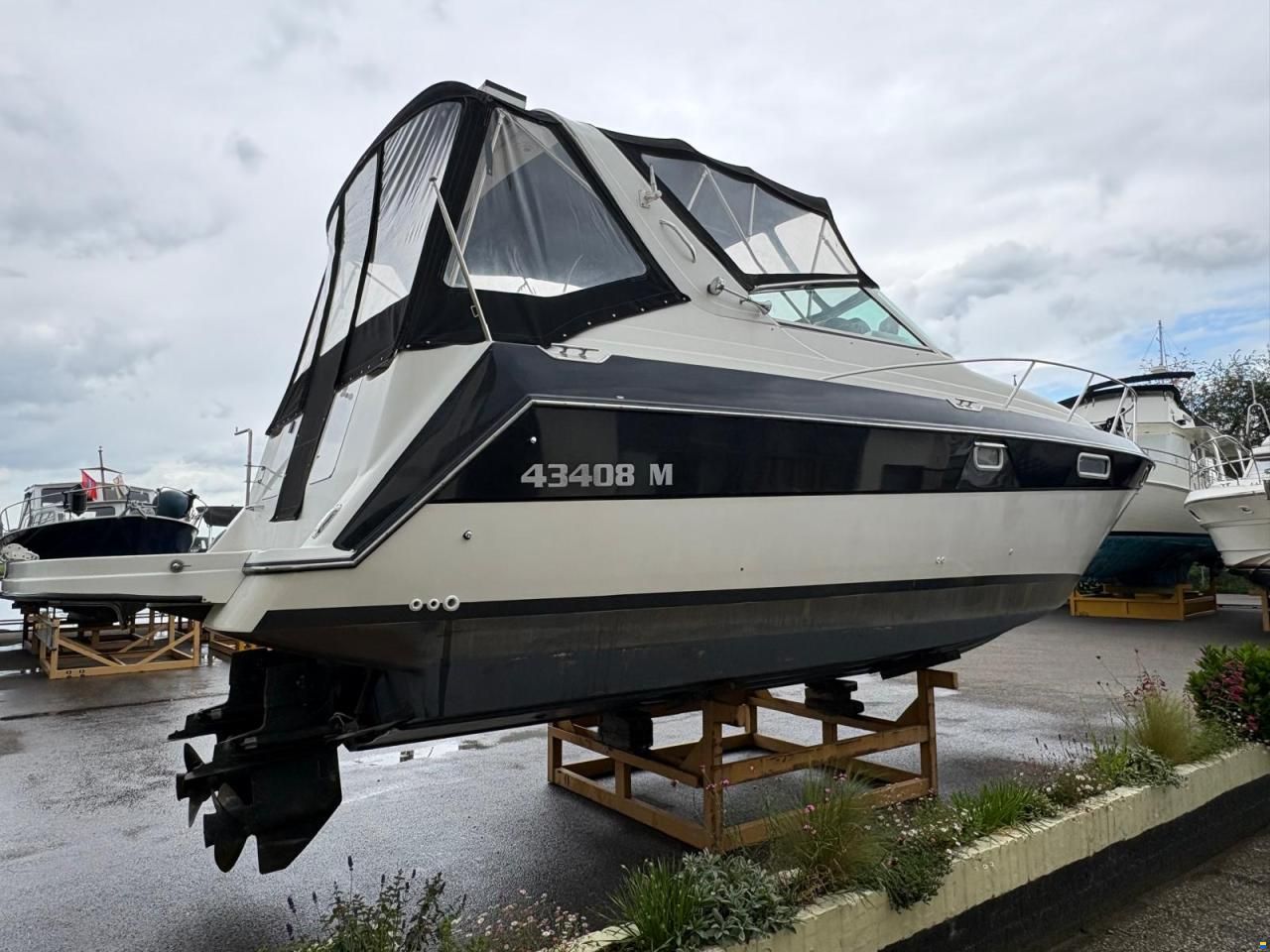 Maxum 3200 SCR