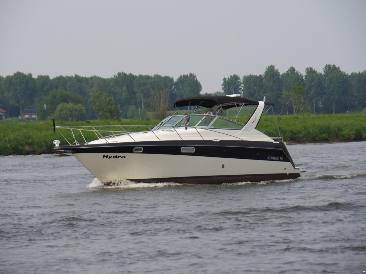 Maxum 3200 SCR
