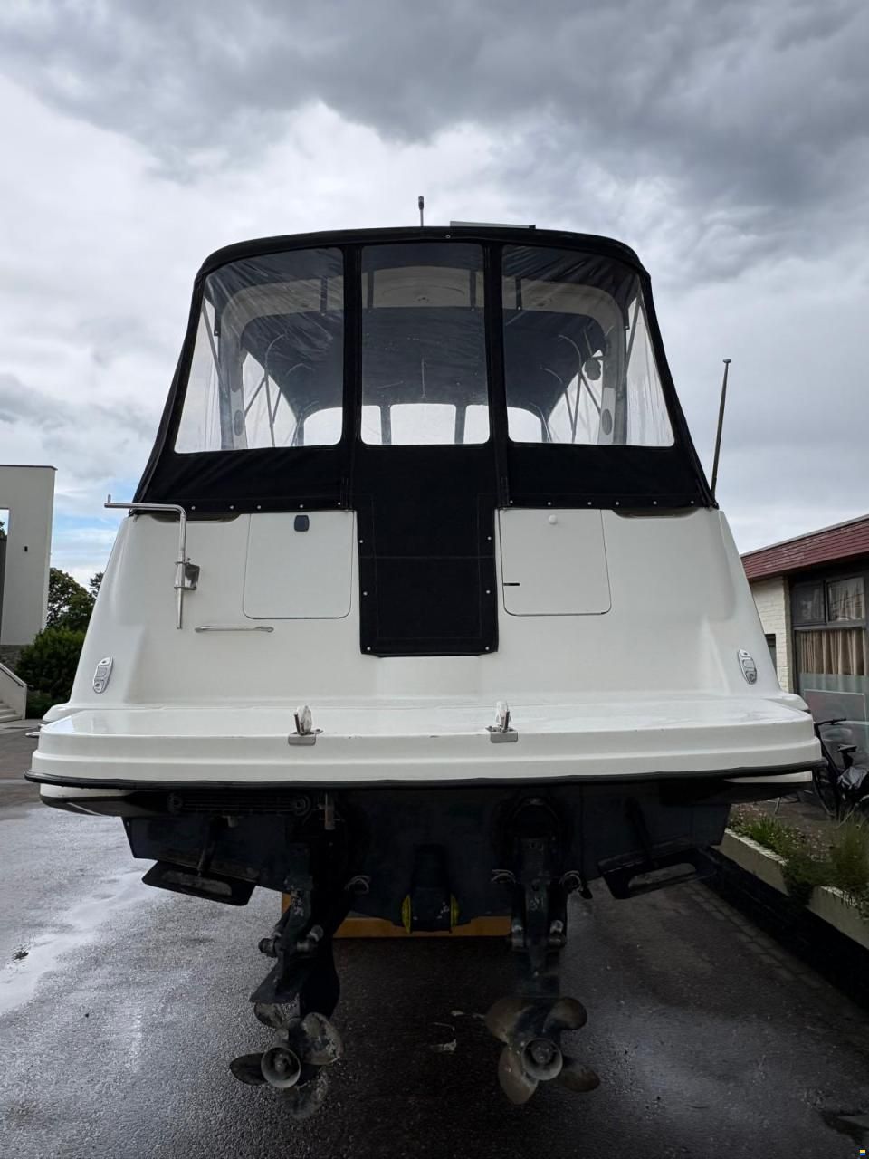 Maxum 3200 SCR