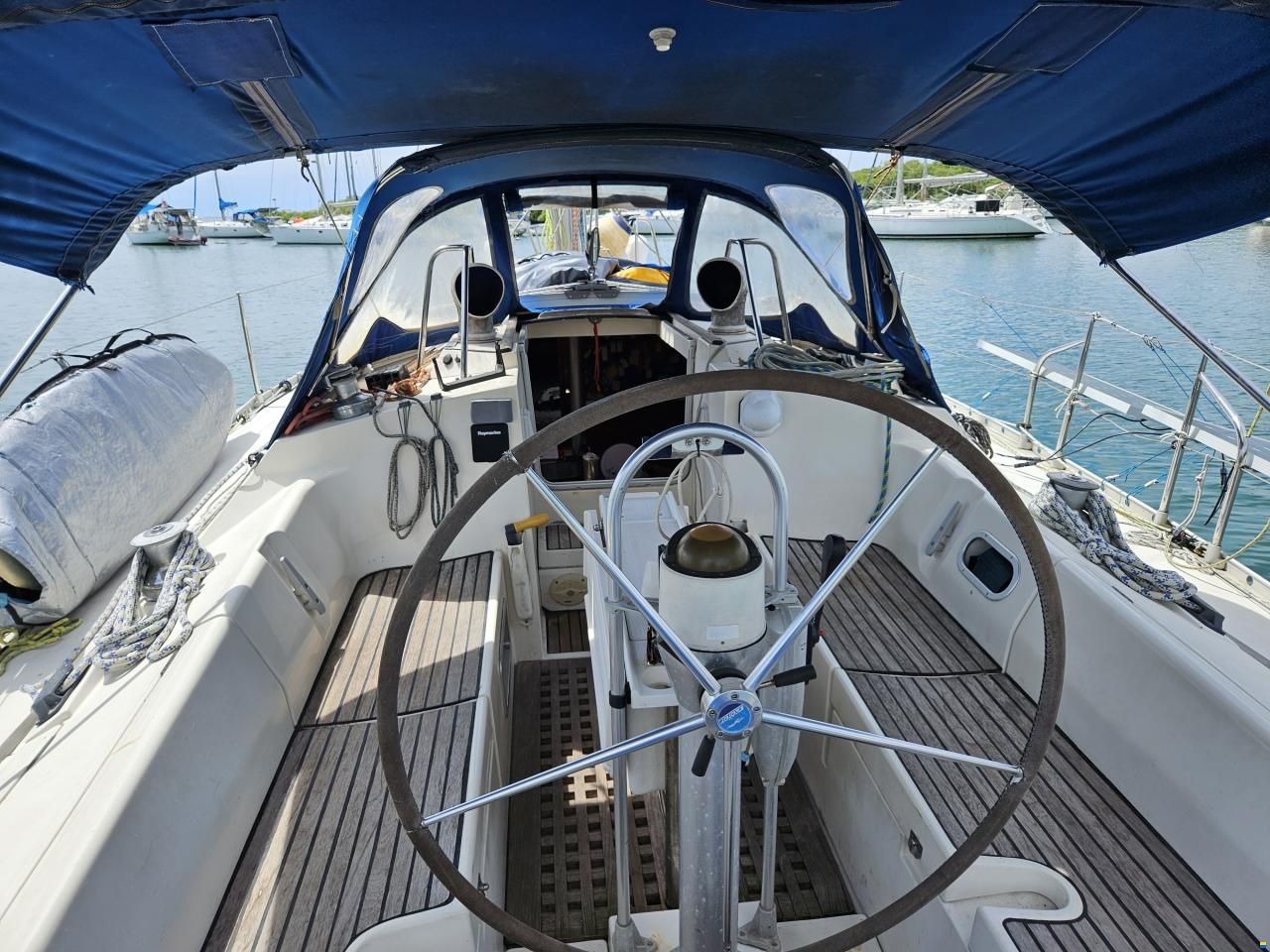 Beneteau Oceanis 390