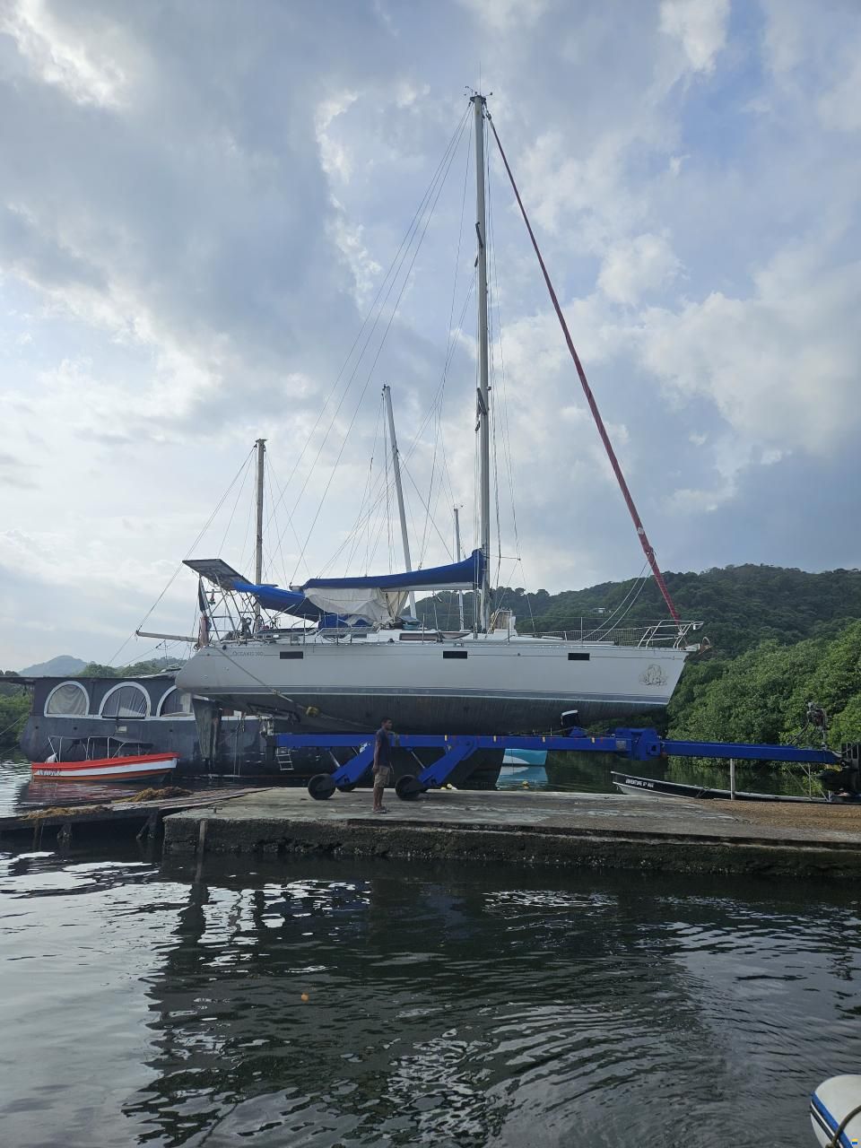 Beneteau Oceanis 390