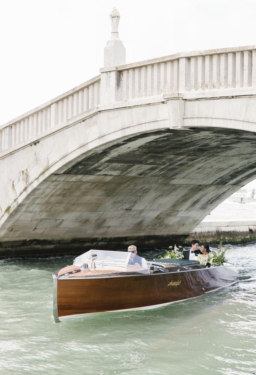 Hacker-Craft Classic Tender