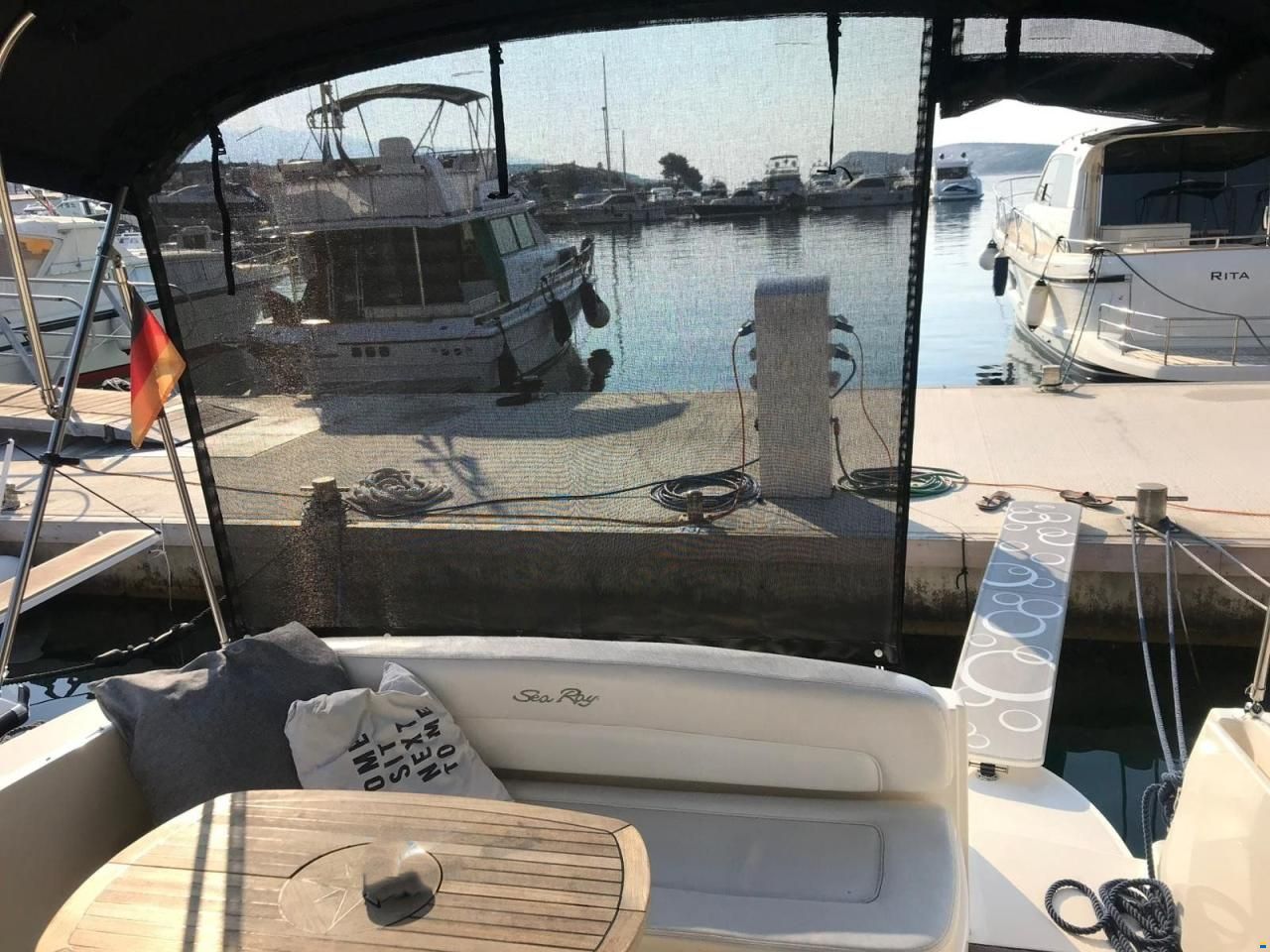 Sea Ray 335 SUNDANCER