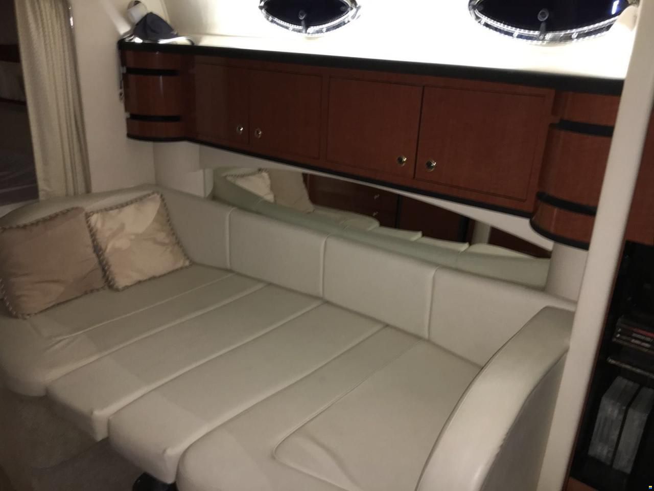 Sea Ray 335 SUNDANCER