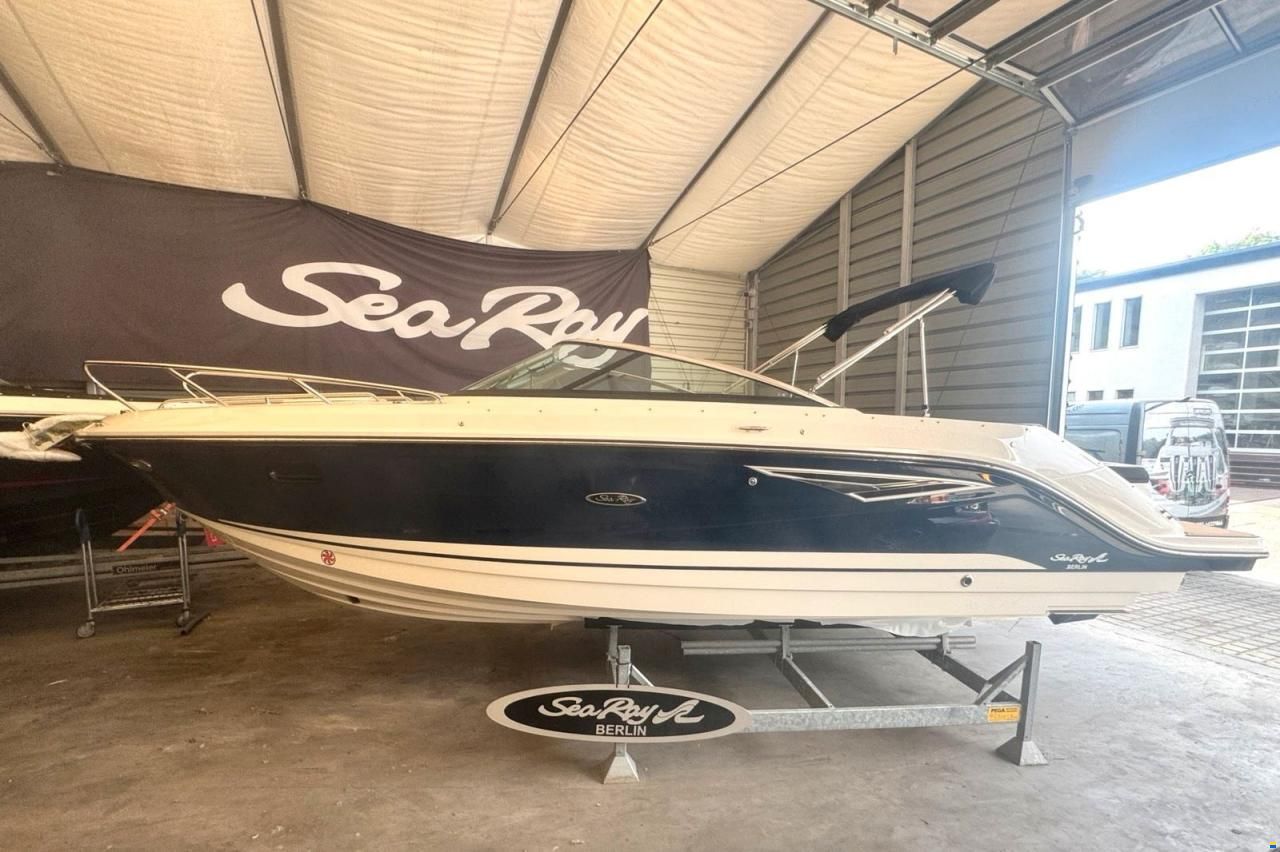 Sea Ray 250 SunSport Edition