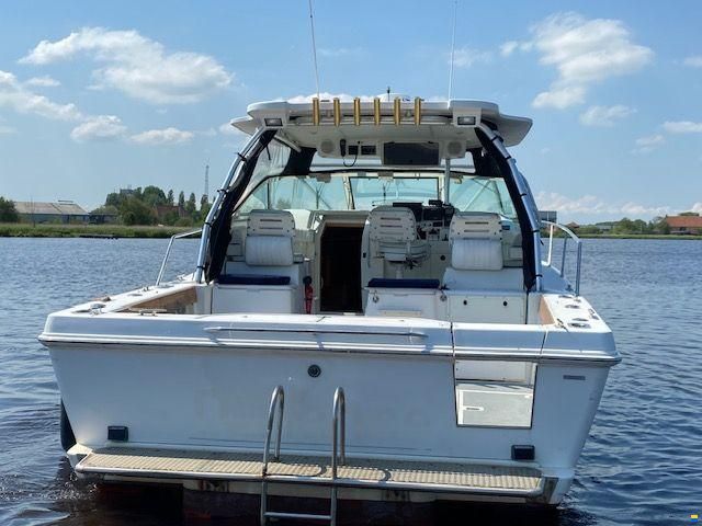 Boston Whaler 340 Defiance