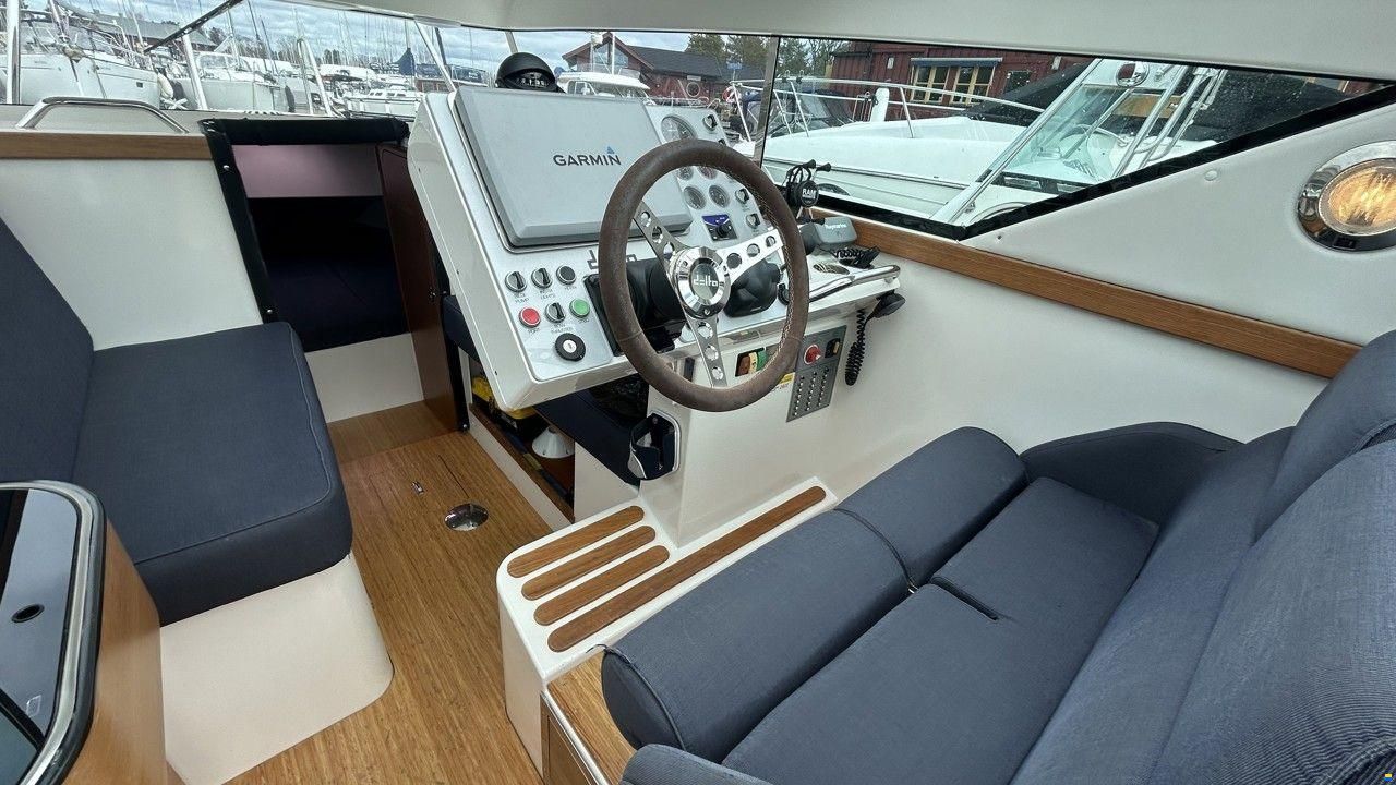 Delta Powerboats 29 SW