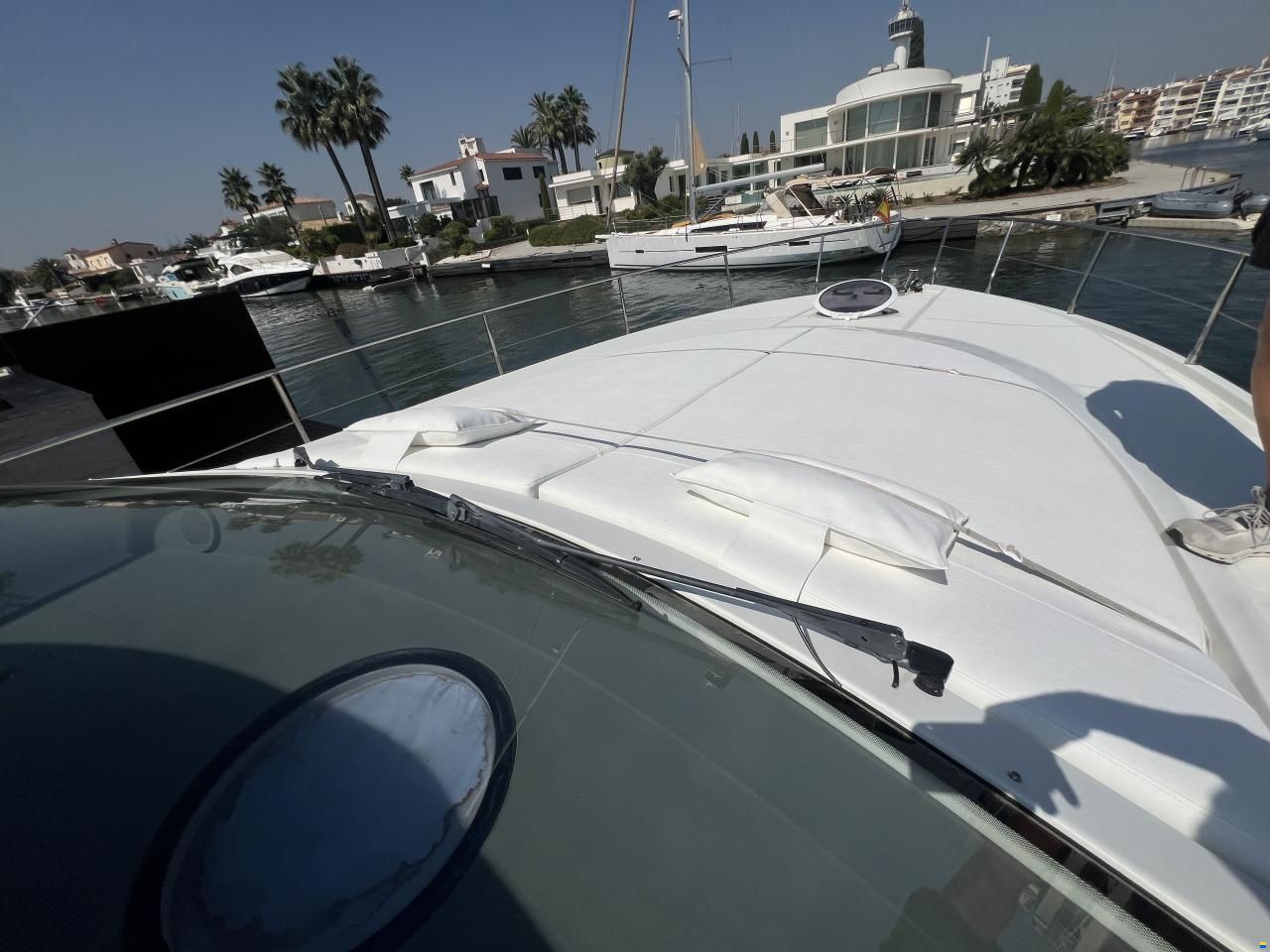 Pershing 50