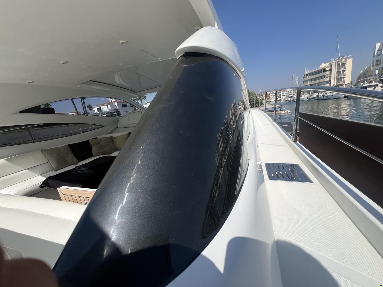 Pershing 50