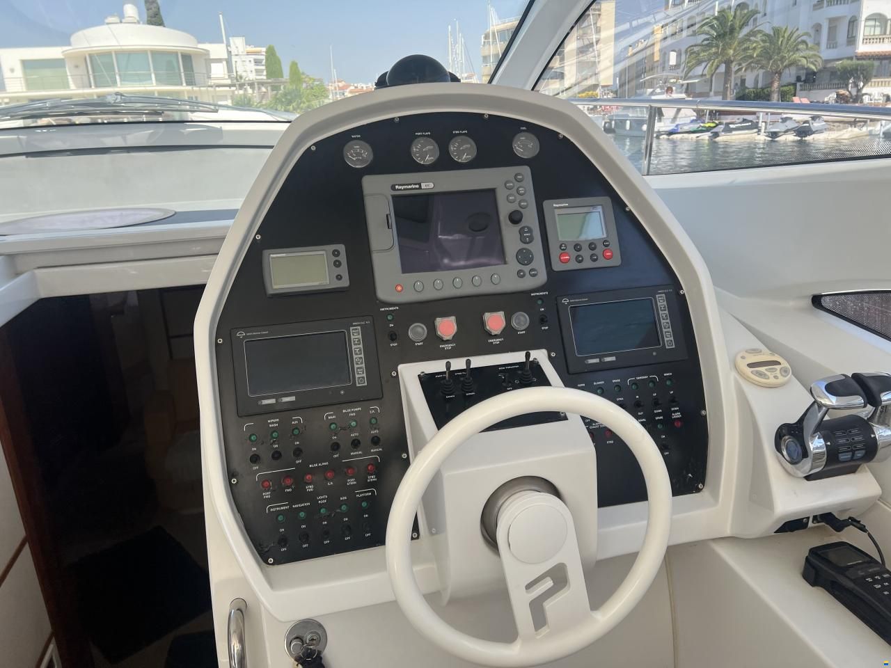 Pershing 50