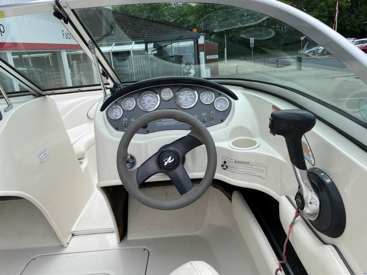 SeaRay 175 Sport Bowrider med 135 hk Mer
